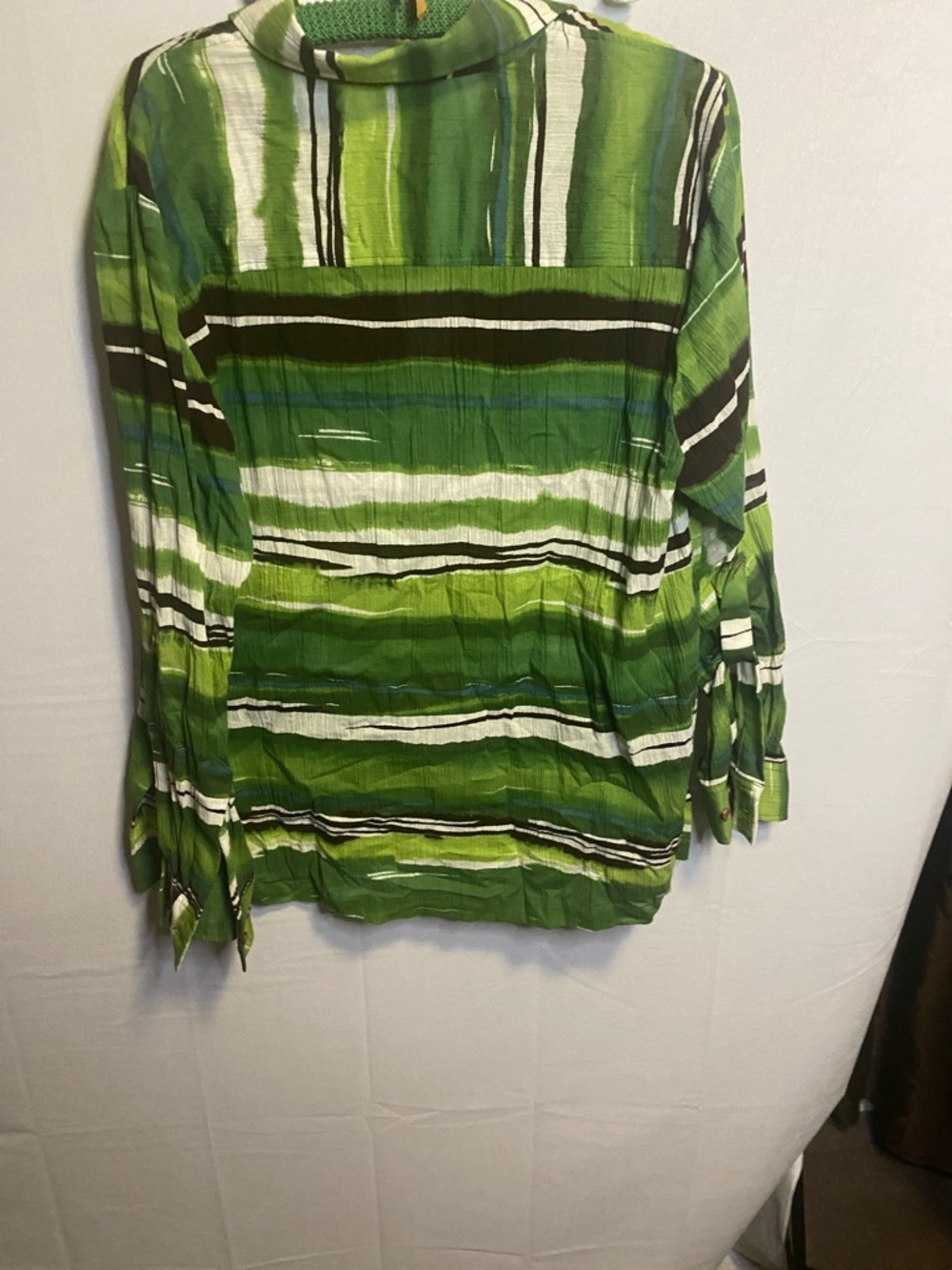Jones New York Green Striped Button-Up Blouse - Picture 4 of 7